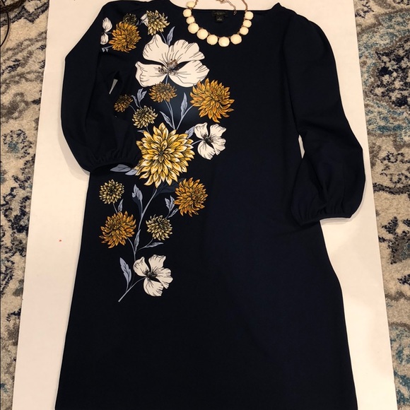 Ann Taylor Factory Dresses & Skirts - Ann Taylor Factory Navy Floral Dress Medium